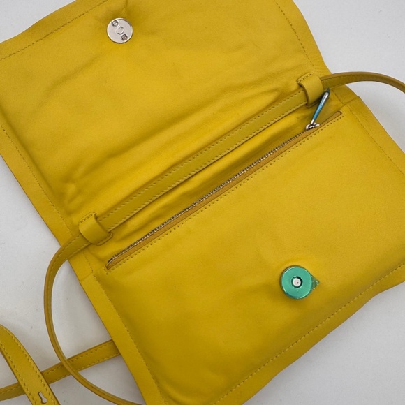 SALVATORE FERRAGAMO Cedrata Leather Shoulder Bag Yellow - Picture 6 of 10